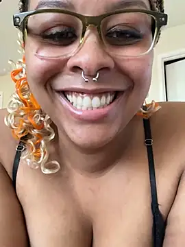 nintendhoe - Nintendhoe's free webcam - UK Sex Cams