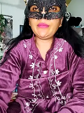 BhabhiPooja69 webcam
