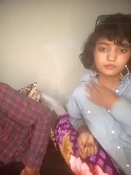 Freakingromance webcam