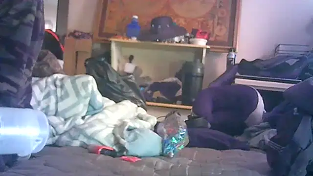 ON3YOULLN3VER_FIR3 webcam