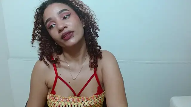 Alice_Grinnerk webcam