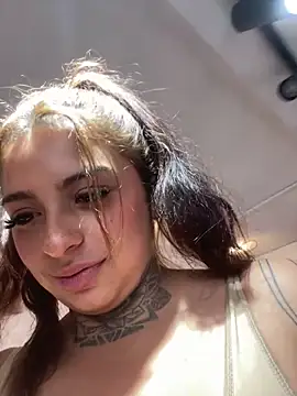 EmilyMoore_Pink webcam