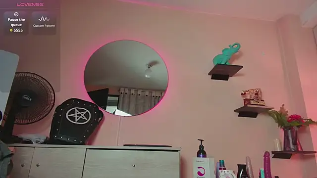 Scaarlett_prince webcam