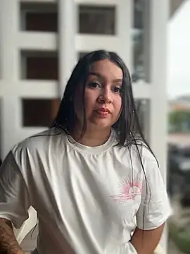 Pretty_Isadora webcam