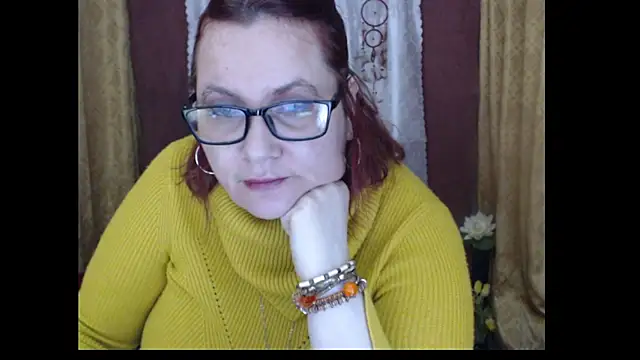 PlayfullMature webcam