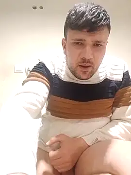 canercakan - Canercakan's free webcam - UK Sex Cams