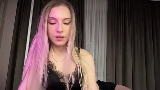 blondinkaa webcam