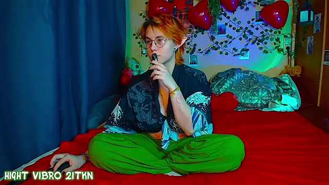 TrickyKitsune webcam