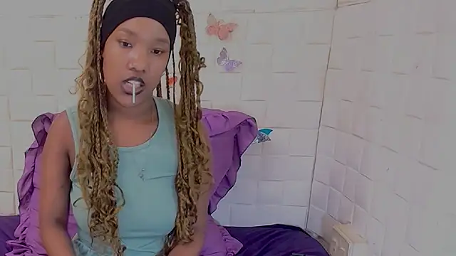 EroticSexyPrada webcam