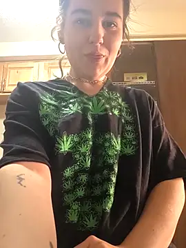 Ashlovescannabis webcam