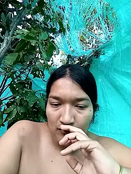 mon_single_dirty webcam