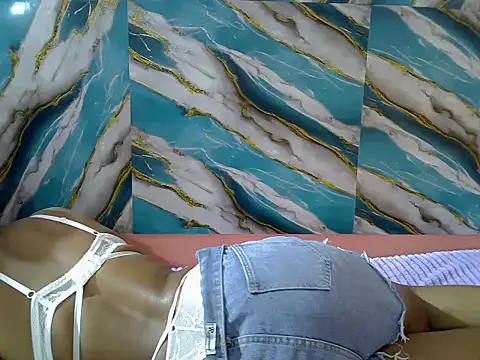 CreamyCupcake_ webcam