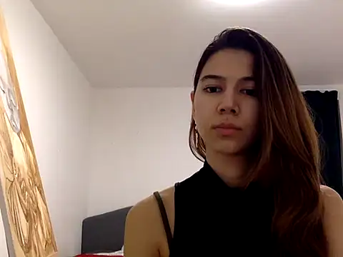 KiraVixenSweet webcam