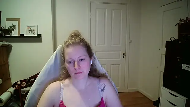 Girlnina-1995 webcam