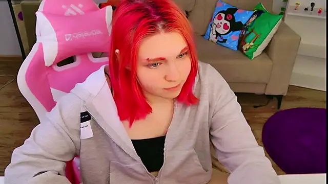 evie_vall - Evie_Vall's free webcam - UK Sex Cams