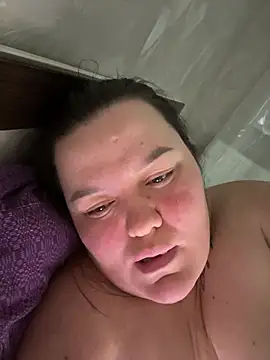 SunnyLeila2101 webcam