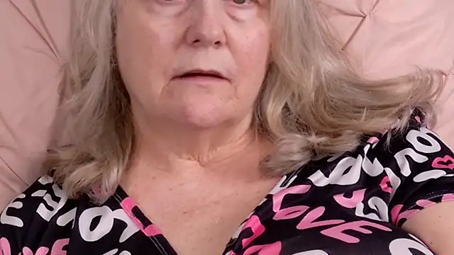 Kaitlyn_Winters webcam