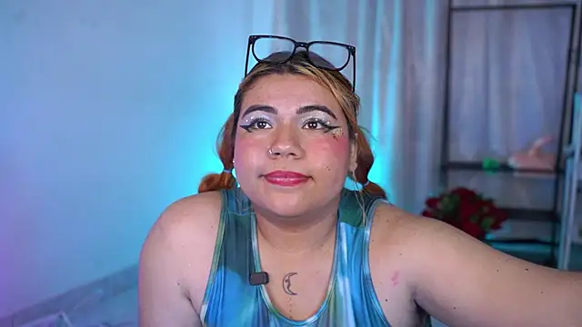 Samanta_Bigboos webcam