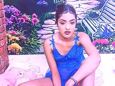 IndianPretty14u2Luv webcam