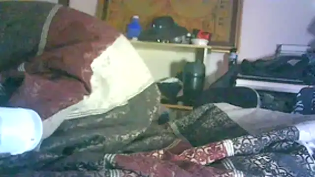 ON3YOULLN3VER_FIR3 webcam