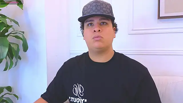 Naim_Bennetsex webcam