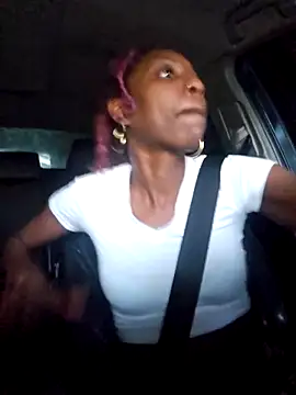 oliviaprettypussy webcam