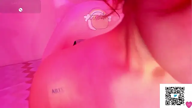 vannessa__shy - Vannessa__Shy's free webcam - UK Sex Cams