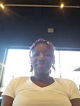 oliviaprettypussy webcam