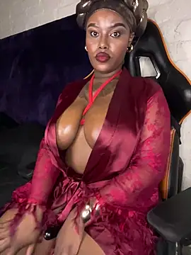 QUEEN_NOBUHLE_FEMDOM_777