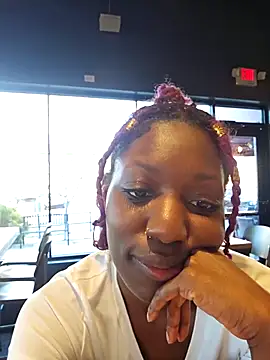 oliviaprettypussy webcam