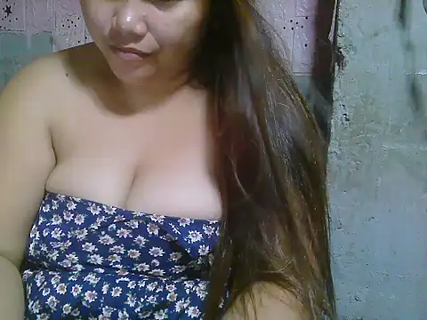 Creamsweetpussy28 webcam