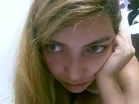 VittoriaTaylor webcam