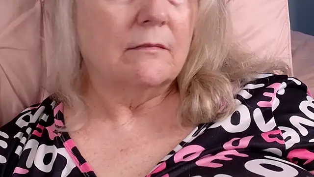 Kaitlyn_Winters webcam