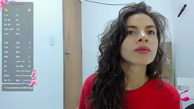 jessyegoldenn webcam