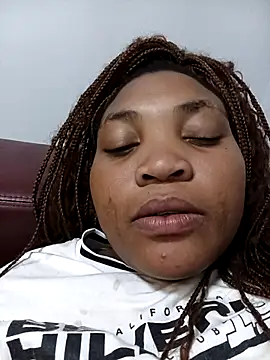 BeverlyQueen14 webcam