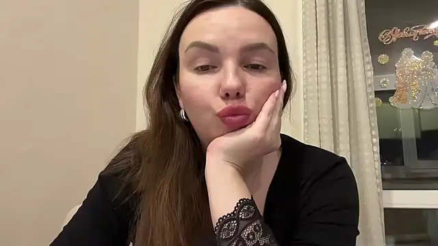 sovienne - Sovienne's free webcam - UK Sex Cams