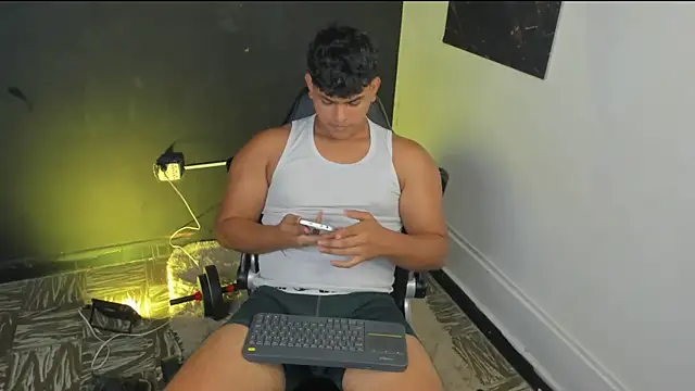 Nicole_and_thiago1 webcam