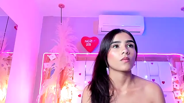 stefanycondia - StefanyCondia's free webcam - UK Sex Cams