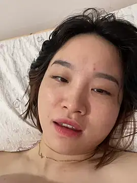 美女Y2Luvk在线直播