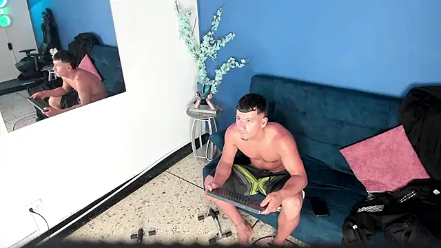 MagnusKnight_ webcam