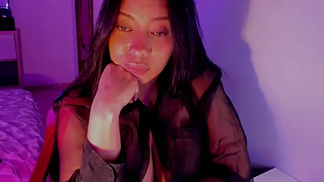 NicolePasqualott webcam