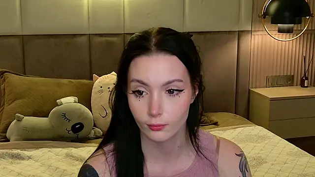 goldy_stark - Goldy_Stark's free webcam - UK Sex Cams