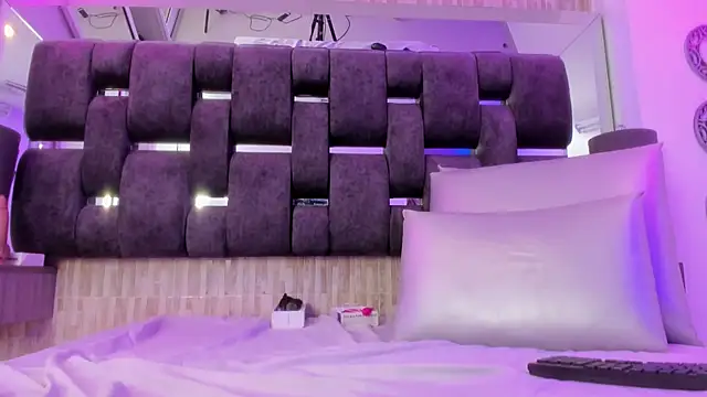 Charlotte_Myers webcam