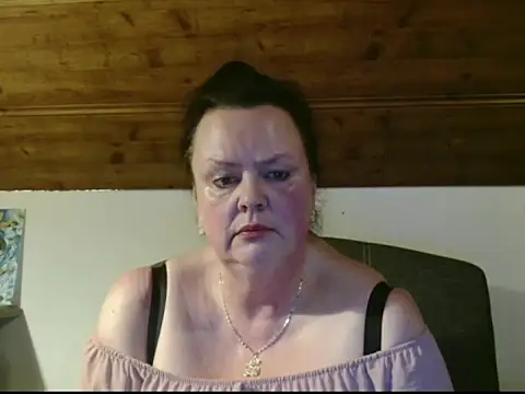 TiffanyMature webcam