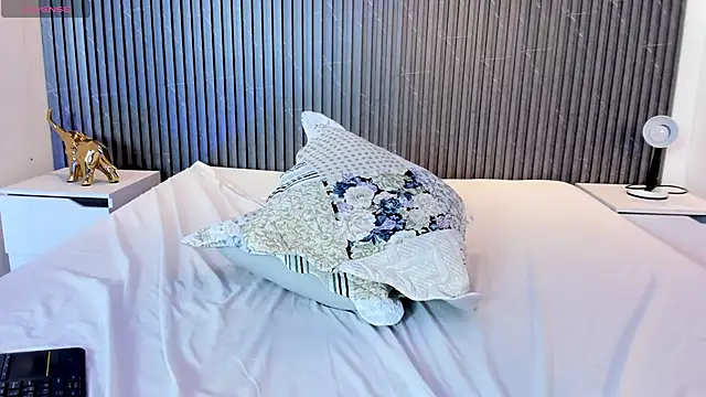 alicee_broownn - Alicee_Broownn's free webcam - UK Sex Cams