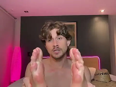 mcklister_kinky_feets webcam