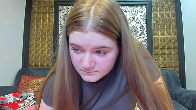 LissaBigTitts webcam