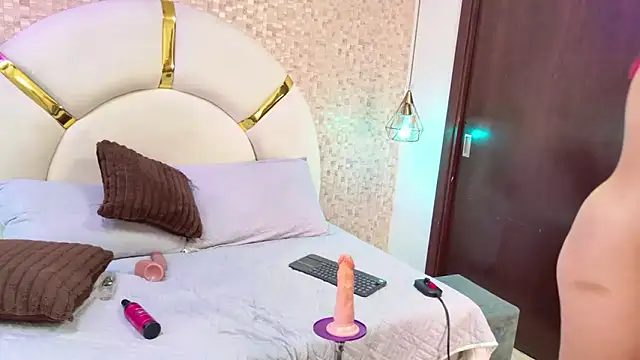 samanthaa_joness_ webcam