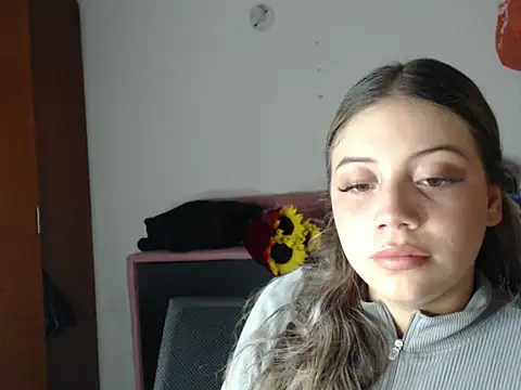 alaina_blesssed webcam