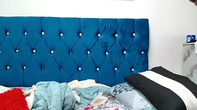 SexyDarkLadyXxx webcam